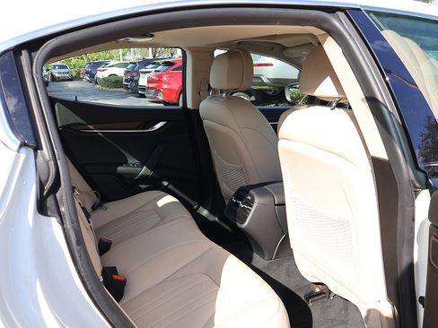 Used 2018 Maserati Ghibli S Q4 image 37