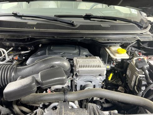 Used 2022 Jeep Wagoneer Series III image 32