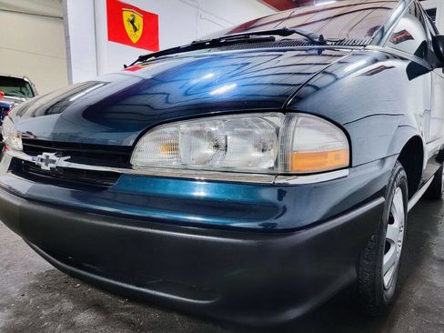 Used 1995 Chevrolet Lumina APV image 33