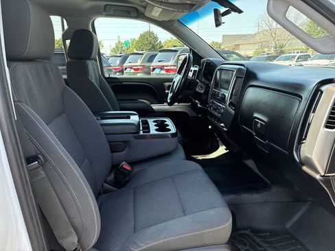 Used 2018 Chevrolet Silverado 1500 LT w/ LT Fleet Convenience Package AWD/4WD image 23