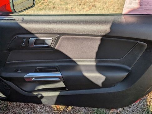 Used 2019 Ford Mustang Coupe w/ Black Accent Package image 29