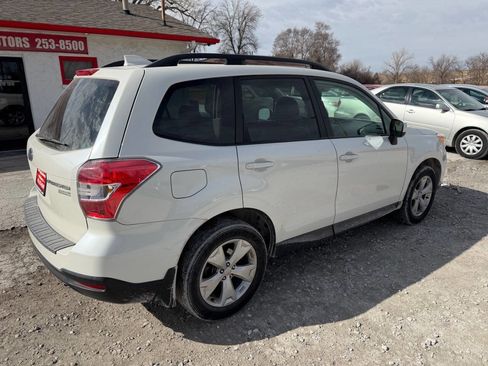 Used 2016 Subaru Forester 2.5i Premium image 3