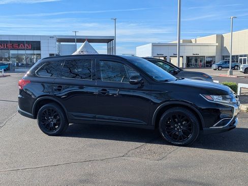Used 2018 Mitsubishi Outlander LE image 7
