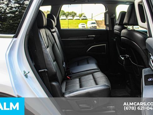 Used 2025 Kia Telluride EX AWD/4WD image 19