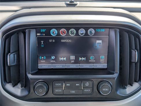 Used 2018 Chevrolet Colorado LT w/ LT Convenience Package image 22