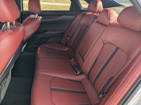 Used 2024 Kia K5 GT-Line w/ GT-Line Premium Package image 9