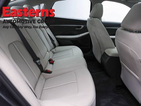 Used 2024 Hyundai Sonata SEL w/ Convenience Package FWD image 24