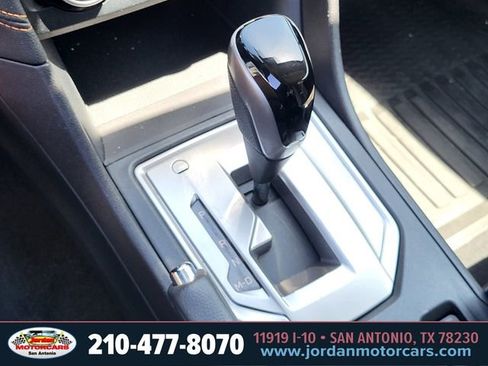 Used 2020 Subaru Crosstrek 2.0i Premium image 23