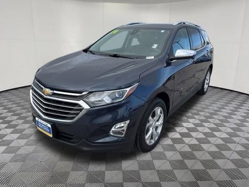 Used 2018 Chevrolet Equinox Premier image 11