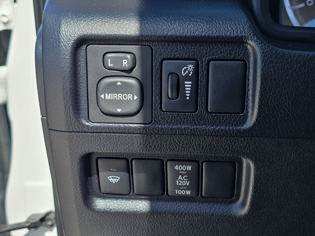 Used 2019 Toyota 4Runner SR5 Premium AWD/4WD image 28