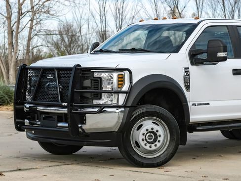 Used 2019 Ford F550 4x4 Crew Cab Super Duty image 5