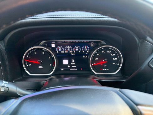 Used 2020 Chevrolet Silverado 3500 High Country w/ Technology Package AWD/4WD image 11