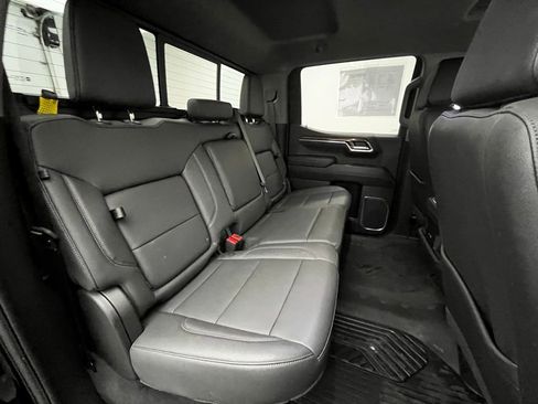 Used 2025 Chevrolet Silverado 1500 LT Trail Boss w/ Convenience Package II AWD/4WD image 38