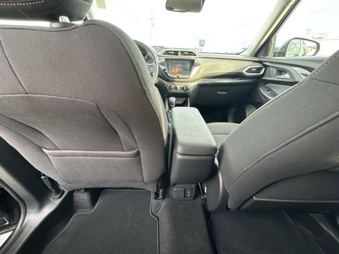 Used 2023 Chevrolet TrailBlazer LT w/ Convenience Package image 22