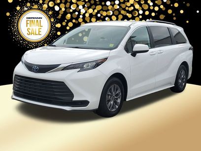 Used 2025 Toyota Sienna LE