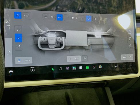 Used 2021 Tesla Model S Long Range AWD/4WD image 23