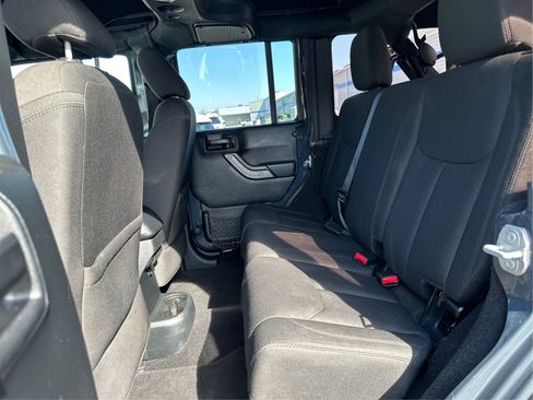 Used 2016 Jeep Wrangler Unlimited Sport w/ Quick Order Package 24S AWD/4WD image 10