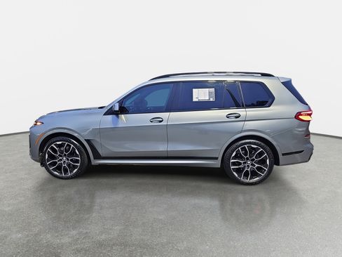 Used 2023 BMW X7 xDrive40i w/ Executive Package image 8