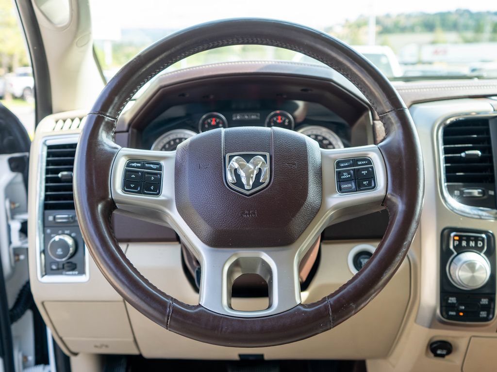 Used 2015 RAM 1500 Laramie w/ Convenience Group AWD/4WD image 14