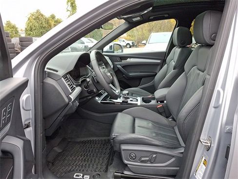 Certified 2025 Audi Q5 2.0T Premium w/ Convenience Plus Package image 14