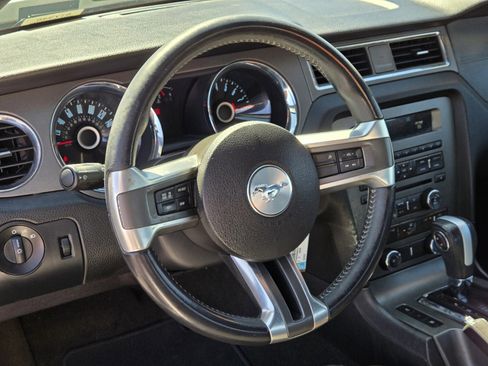 Used 2014 Ford Mustang Coupe image 15