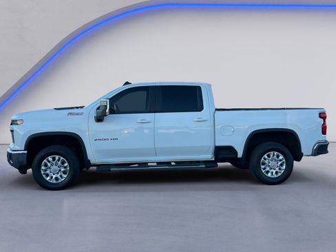 Used 2024 Chevrolet Silverado 2500 LT image 8