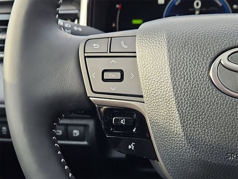 New 2026 Toyota Camry Hybrid image 15