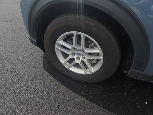 Used 2025 Ford Explorer Active RWD image 25