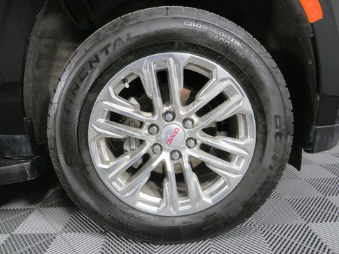 Used 2022 GMC Yukon XL Denali w/ Advanced Technology Package image 58