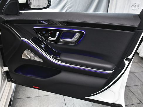 Used 2022 Mercedes-Benz S 500 4MATIC image 23