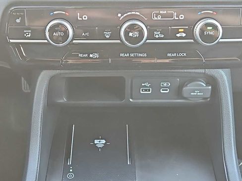 New 2025 Honda Pilot TrailSport image 16