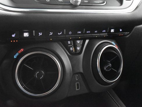 Used 2025 Chevrolet Blazer LT AWD/4WD image 20