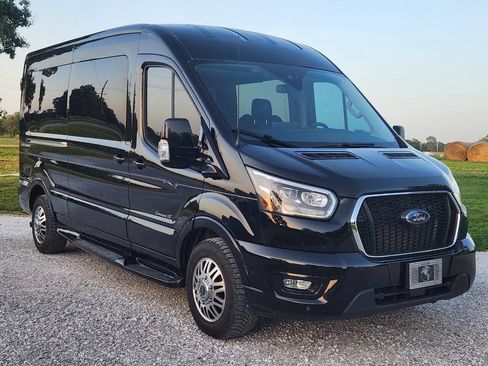 Used 2022 Ford Transit 250 Medium Roof AWD image 2