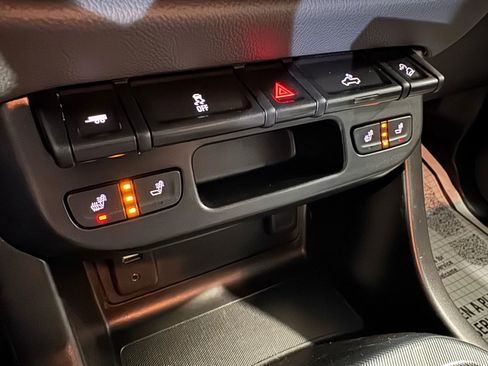 Used 2016 Chevrolet Colorado Z71 image 31