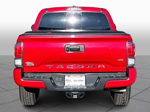 Used 2020 Toyota Tacoma TRD Sport image 6