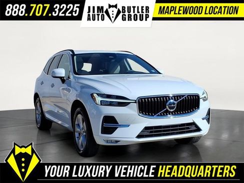 Used 2022 Volvo XC60 B5 Momentum image 6