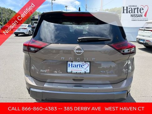 Certified 2025 Nissan Rogue SL w/ SL Premium Package AWD/4WD image 7