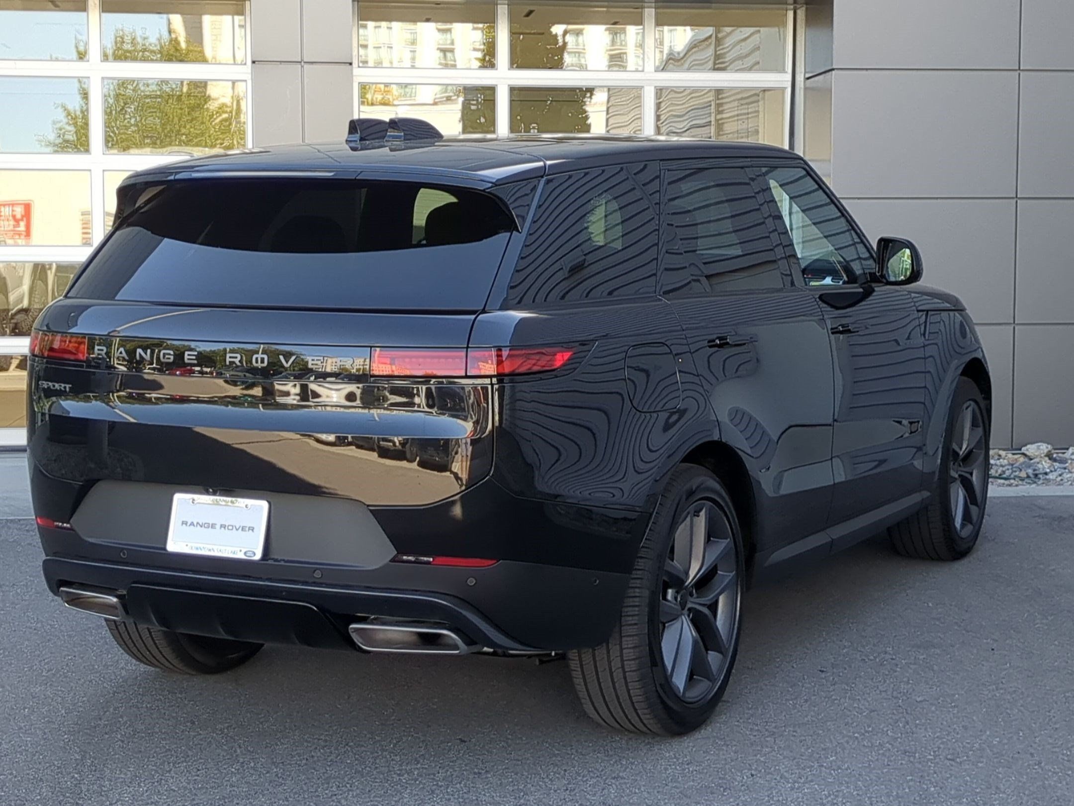 New 2027 Land Rover Range Rover Sport SE AWD/4WD image 5
