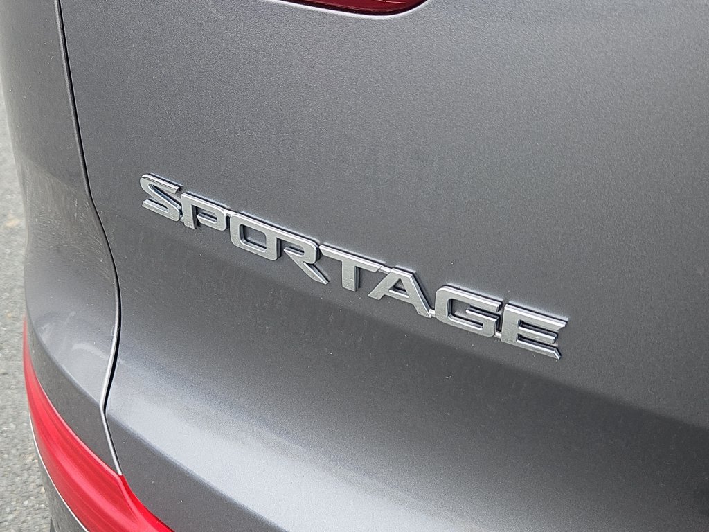 Used 2016 Kia Sportage LX AWD/4WD image 11