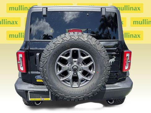 New 2025 Ford Bronco Badlands image 14