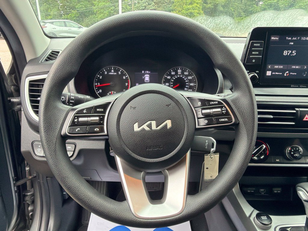 Used 2023 Kia Seltos LX AWD/4WD image 23