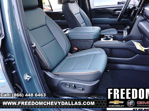 New 2026 GMC Yukon AT4 w/ AT4 Premium Plus Package image 17