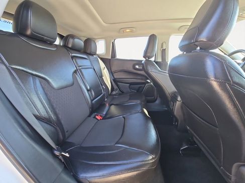 Used 2018 Jeep Compass Latitude image 14