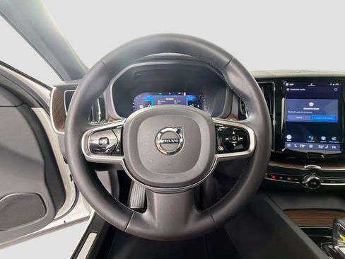 Certified 2023 Volvo XC60 B5 Plus w/ Protection Package Premier image 12