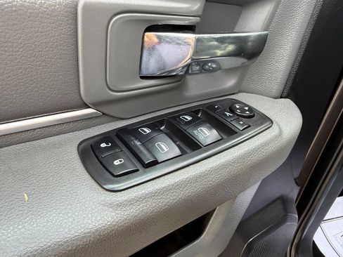 Used 2018 RAM 2500 Big Horn AWD/4WD image 16