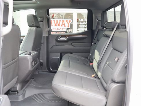 New 2026 Chevrolet Silverado 1500 LT Trail Boss w/ LT Trail Boss Premium Package AWD/4WD image 27