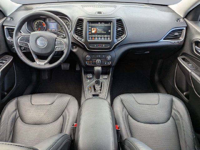 Used 2021 Jeep Cherokee Latitude Lux w/ Comfort/Convenience Group AWD/4WD image 18
