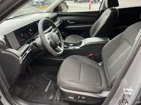 Used 2025 Hyundai Tucson SEL AWD/4WD image 9