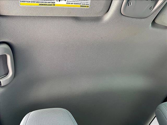 Used 2021 Chevrolet TrailBlazer LT w/ Convenience Package FWD image 17