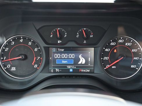 Used 2022 Chevrolet Camaro LT w/ Technology Package RWD image 20